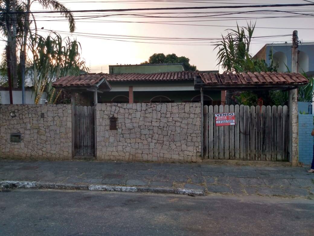 Casa à venda com 2 quartos - Foto 1