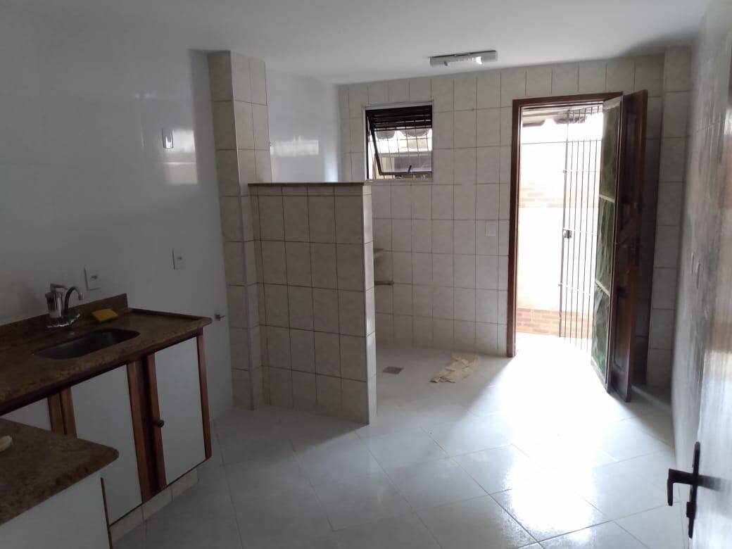 Apartamento à venda com 3 quartos - Foto 13