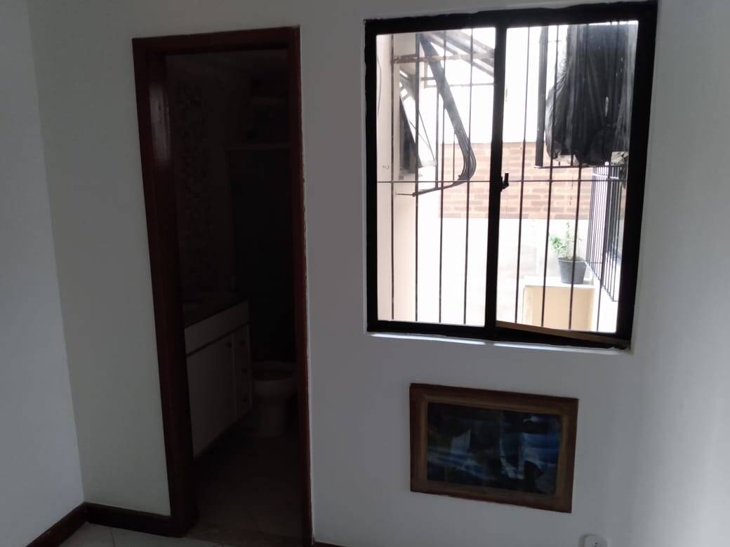 Apartamento à venda com 3 quartos - Foto 11