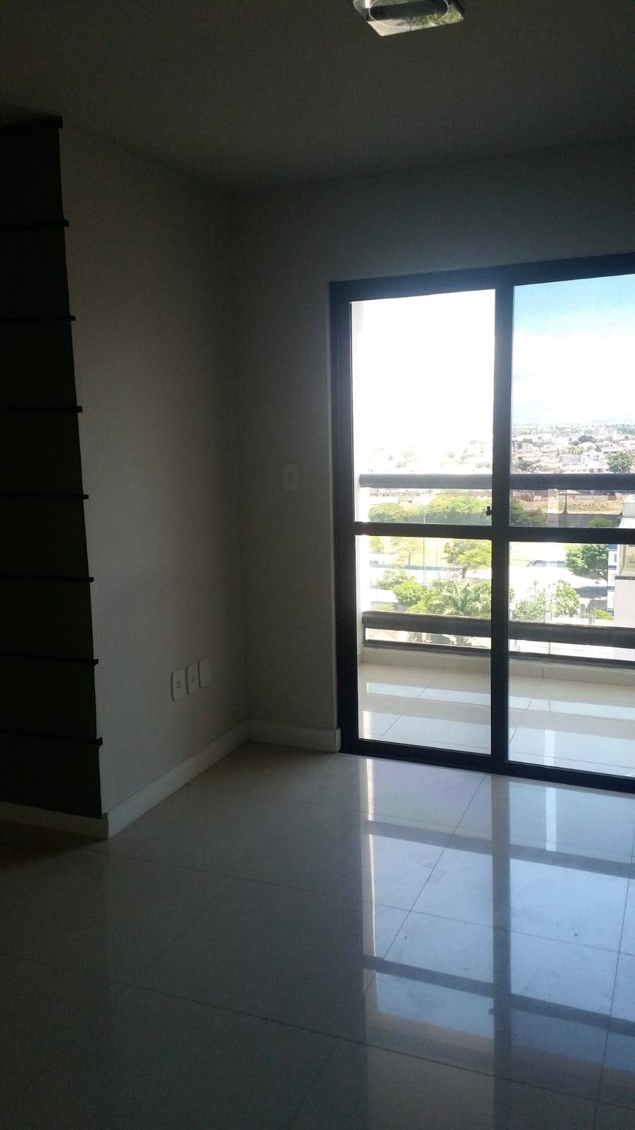 Apartamento à venda com 3 quartos - Foto 6