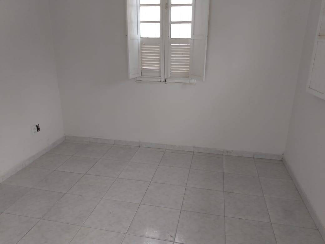 Casa para alugar com 3 quartos - Foto 5