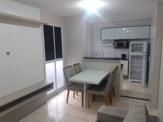 #586 - Apartamento para Locação em Campos dos Goytacazes - RJ - 3