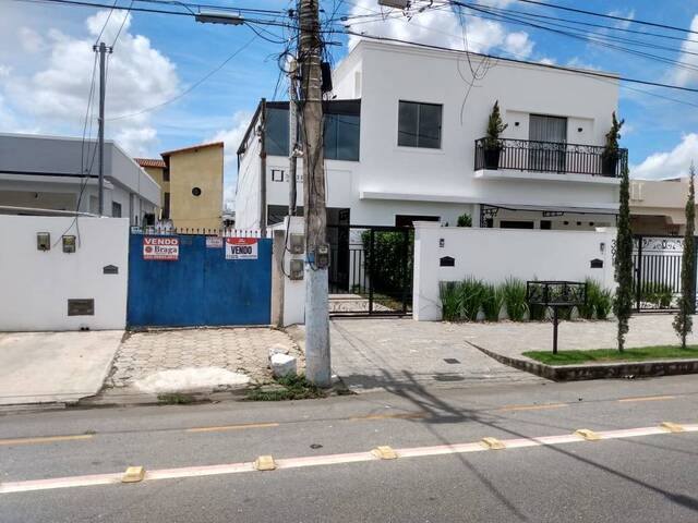 #960 - Casa para Venda em Campos dos Goytacazes - RJ - 1