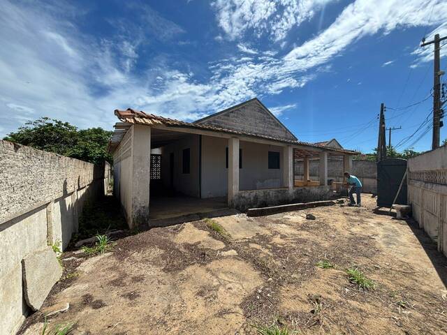 #990 - Casa para Venda em São João da Barra - RJ - 2